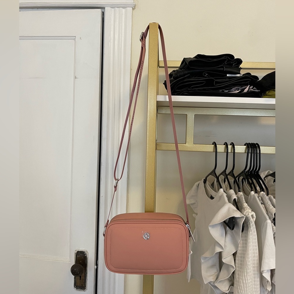LULULEMON BAG